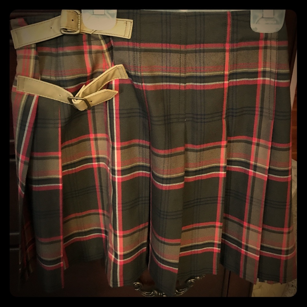 Tommy Hilfiger brand skirt